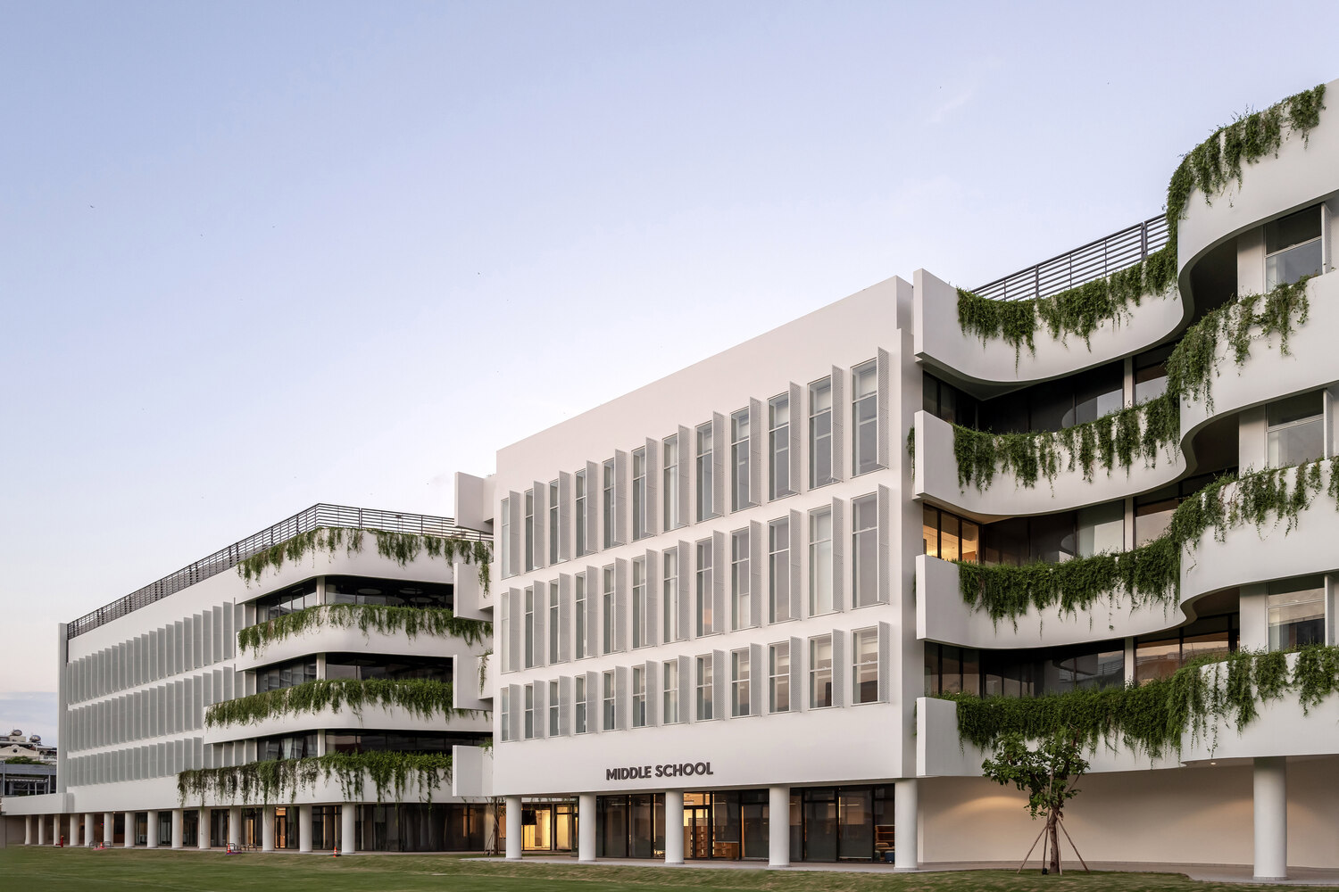 Saigon South International School BM Windows